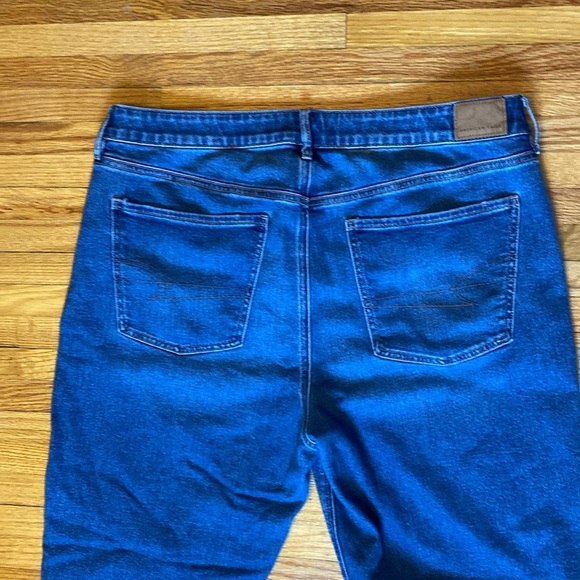 American Eagle Tomgirl Jeans - Picture 2 of 5